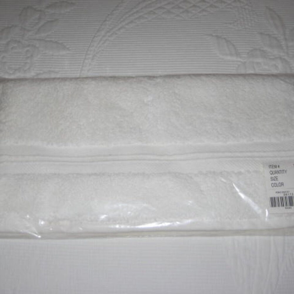 NWT Sundance Catalog White Cotton Washcloth Bath Original Package Made in Turkey
